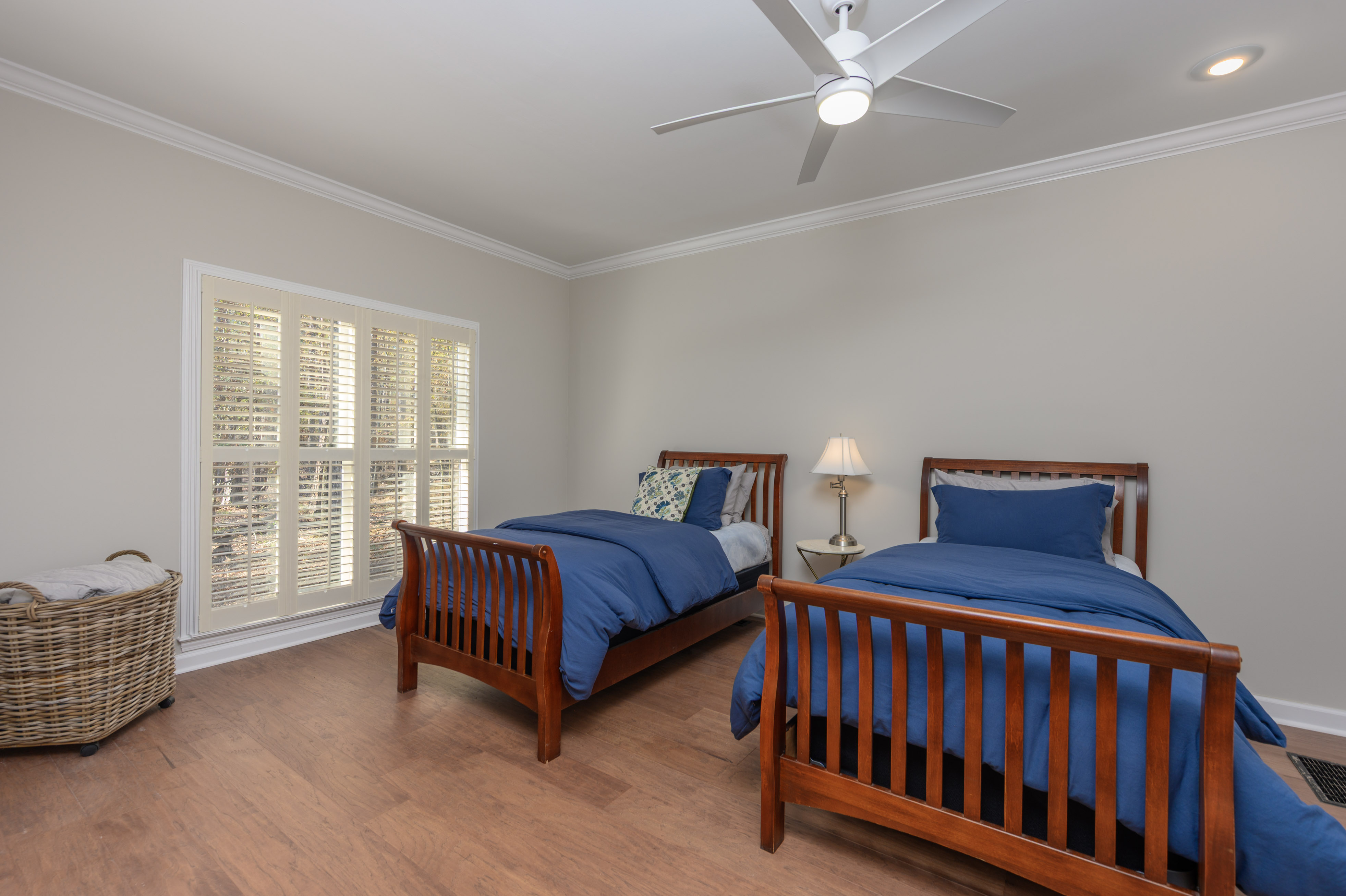 1030 Maddux Lane image 26